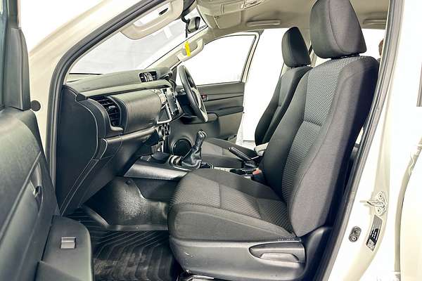 2022 Toyota HILUX WORKMATE (4x2) TGN121R REAR WHEEL DRIVE