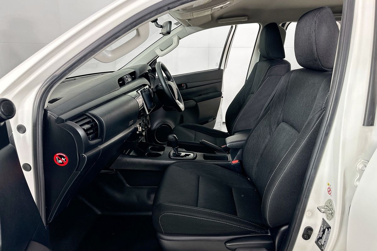 2019 Toyota HILUX SR HI-RIDER GUN136R MY19 REAR WHEEL DRIVE