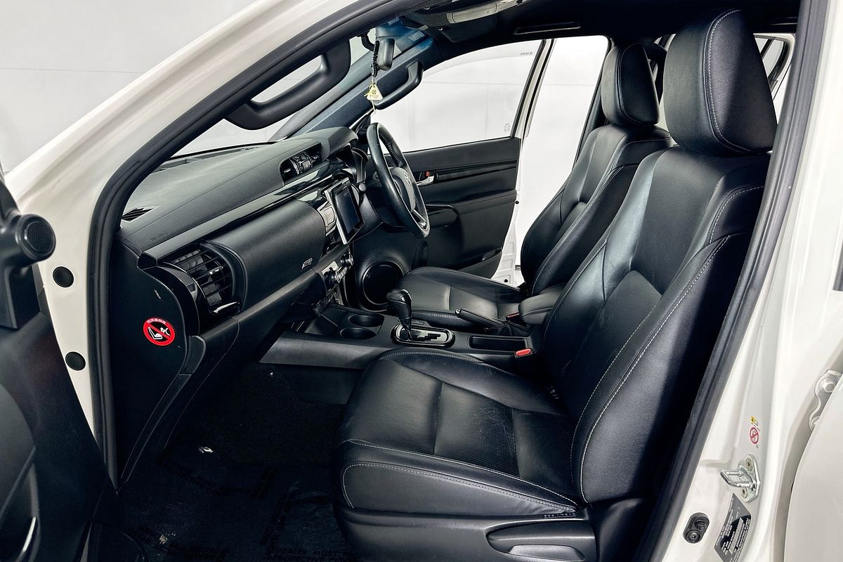 2019 Toyota HILUX RUGGED X (4x4) GUN126R MY19 4X4