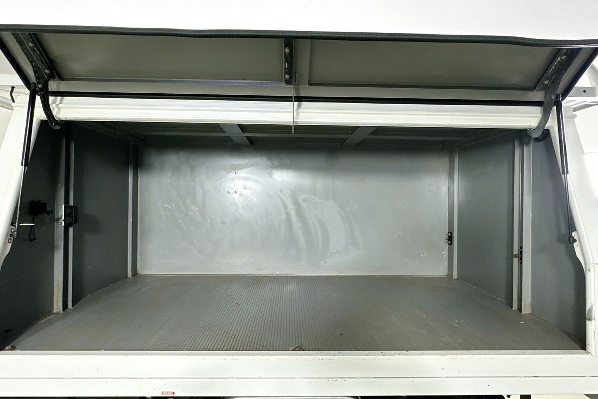 2018 Toyota HILUX SR (4x4) GUN126R MY17 4X4