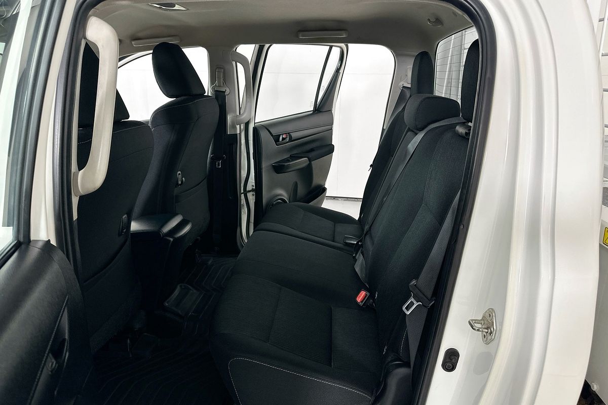 2022 Toyota HILUX SR (4x4) GUN126R 4X4