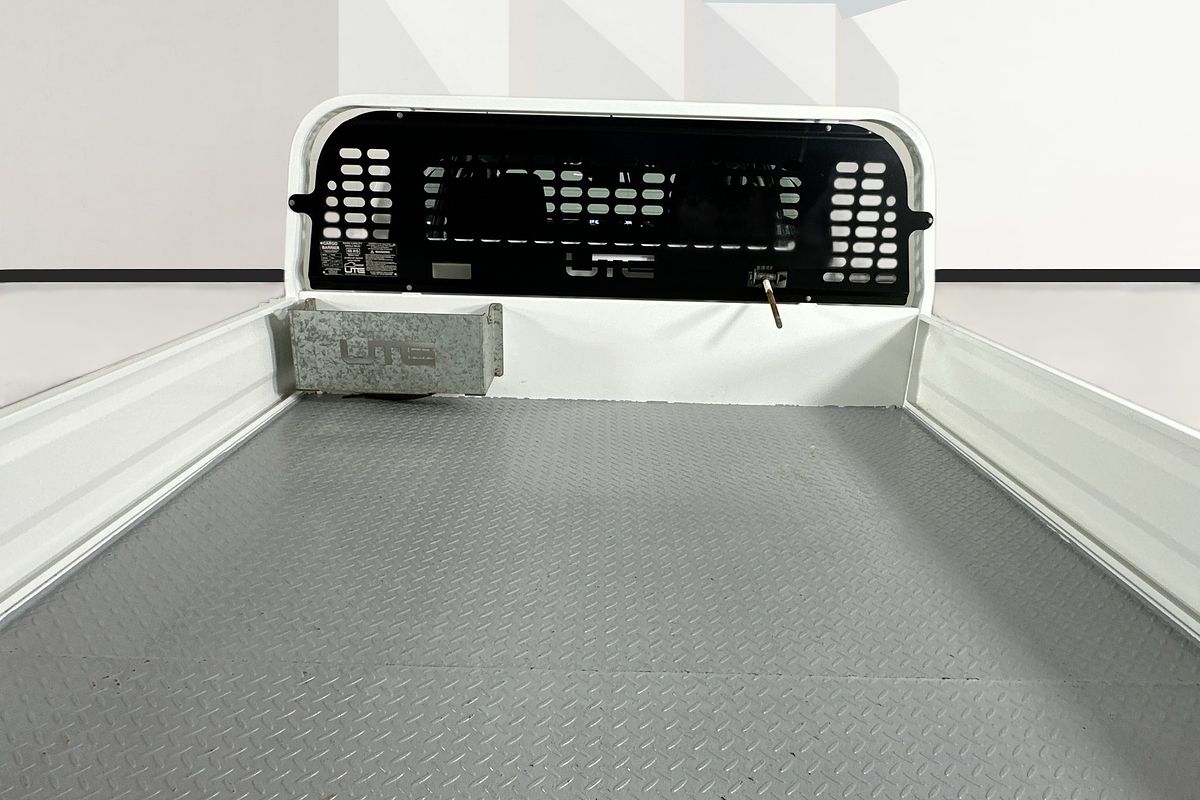 2021 Toyota HILUX SR (4x4) GUN126R FACELIFT 4X4