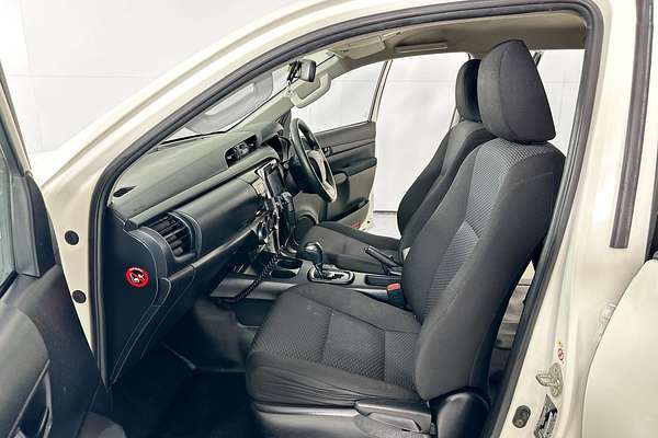 2019 Toyota HILUX WORKMATE (4x4) GUN125R MY19 4X4