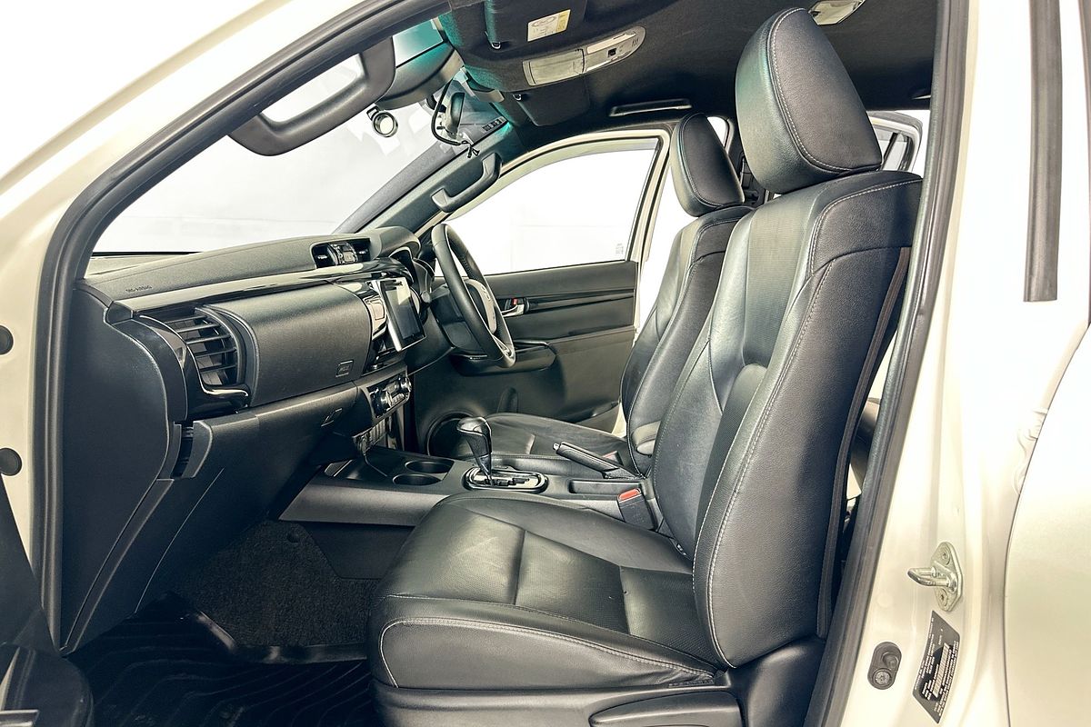 2019 Toyota HILUX RUGGED X (4x4) GUN126R MY19 4X4