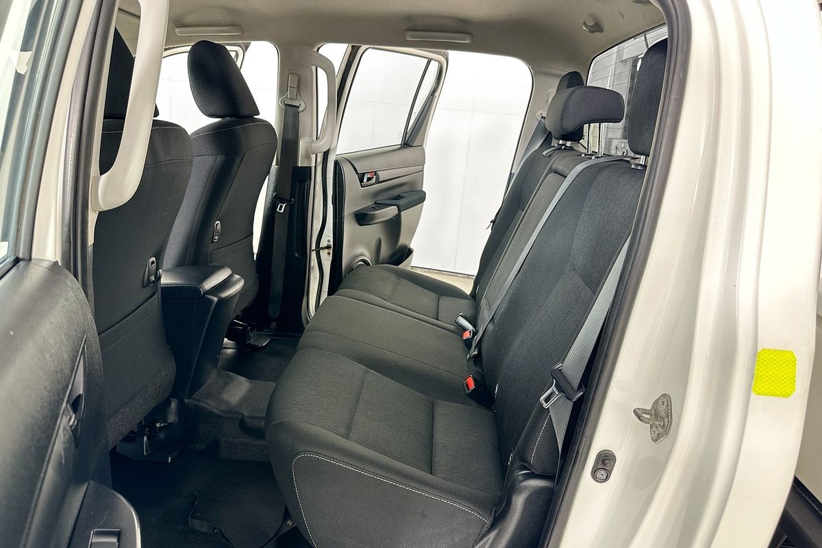 2022 Toyota HILUX SR (4x4) GUN126R 4X4