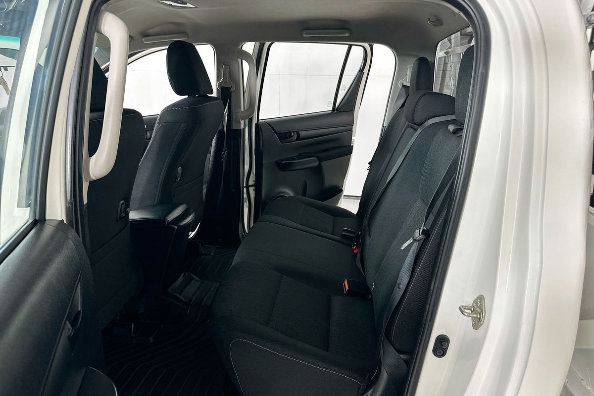 2022 Toyota HILUX SR (4x4) GUN126R 4X4