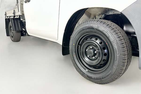 2021 Toyota HILUX WORKMATE TGN121R FACELIFT REAR WHEEL DRIVE