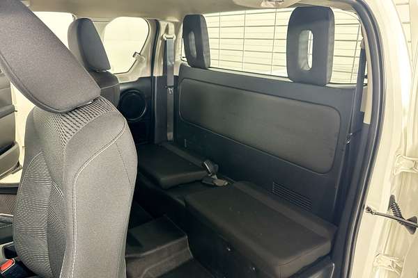 2019 Toyota HILUX SR (4x4) GUN126R MY19 UPGRADE 4X4