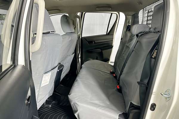 2025 Toyota HILUX SR (4x4) STEEL WHEELS GUN126R RC 4X4