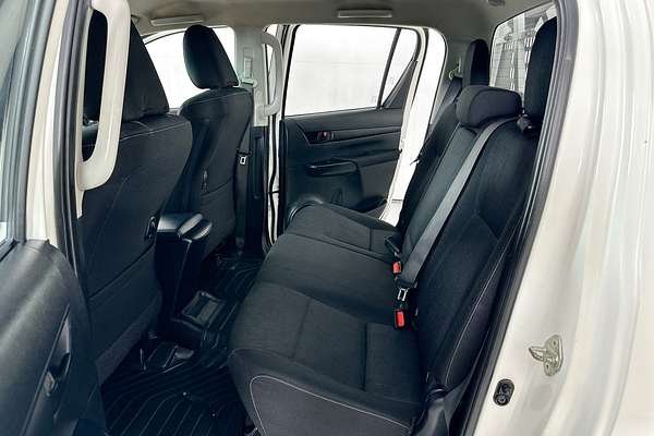 2022 Toyota HILUX SR (4x4) GUN126R 4X4