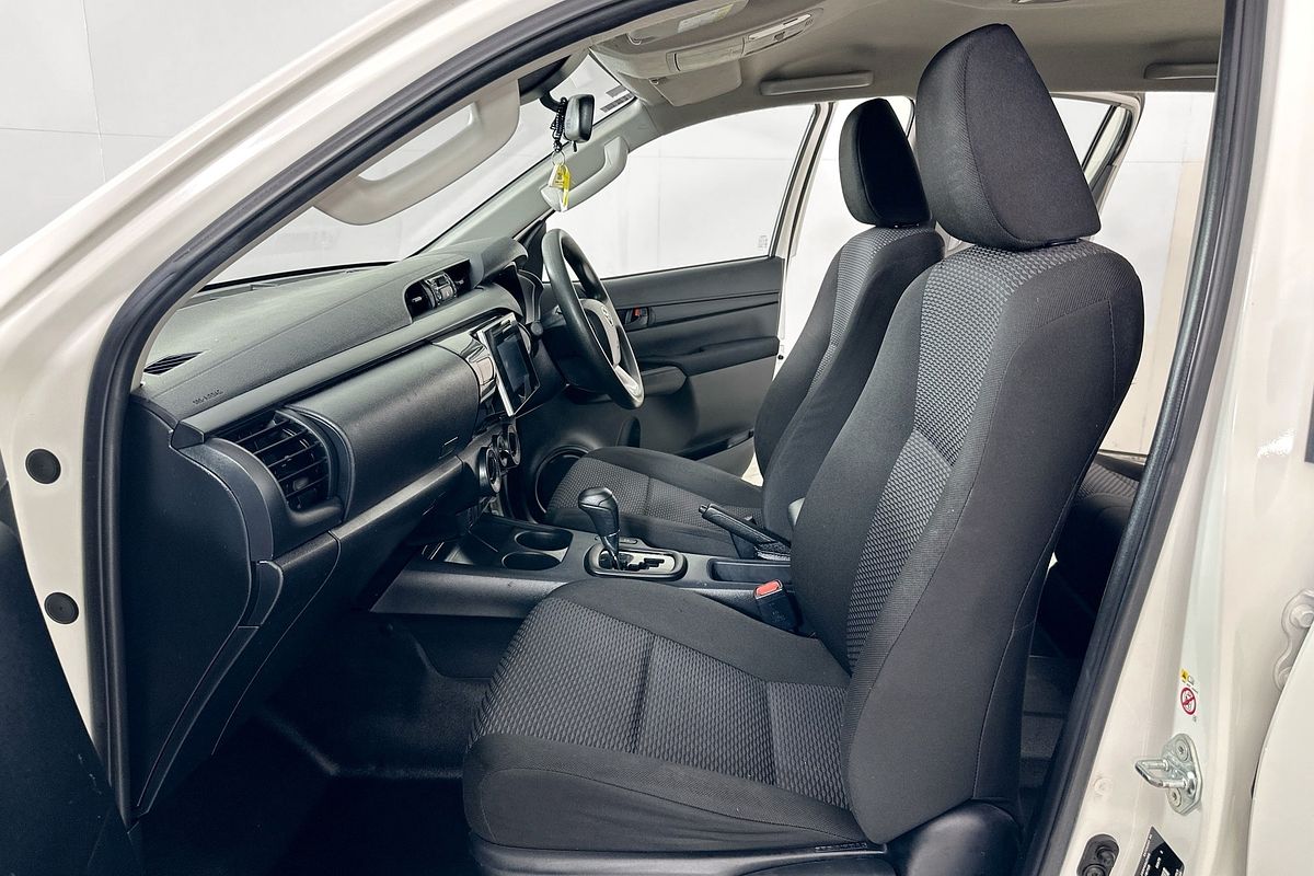 2019 Toyota HILUX WORKMATE TGN121R MY19 REAR WHEEL DRIVE