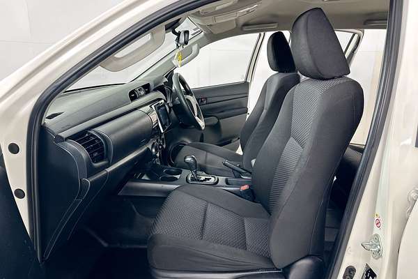 2019 Toyota HILUX WORKMATE TGN121R MY19 REAR WHEEL DRIVE