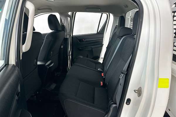 2021 Toyota HILUX SR (4x4) GUN126R FACELIFT 4X4