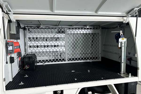 2019 Toyota HILUX SR (4x4) GUN126R MY19 4X4