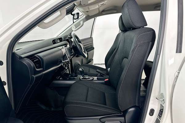 2022 Toyota HILUX SR (4x4) GUN126R 4X4