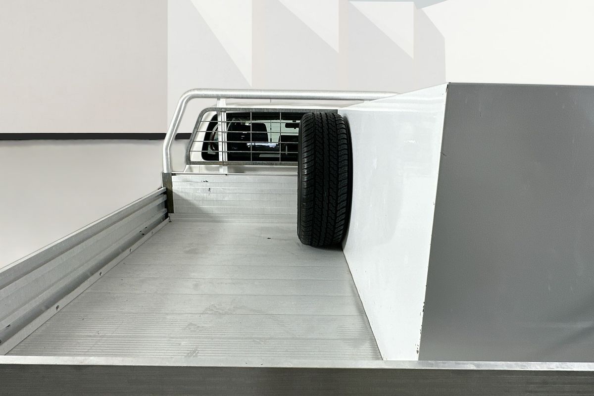 2018 Toyota HILUX SR (4x4) GUN126R MY19 4X4