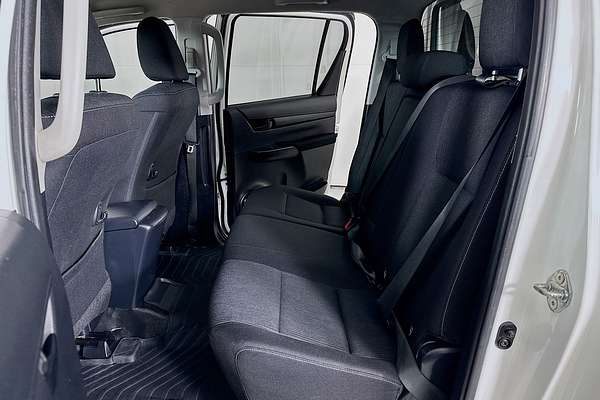 2022 Toyota HILUX SR GUN126R 4X4