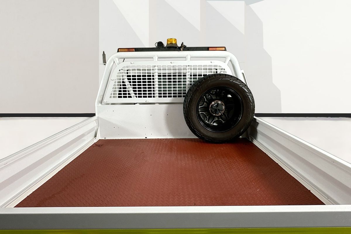 2021 Toyota HILUX SR5 (4x4) GUN126R FACELIFT 4X4