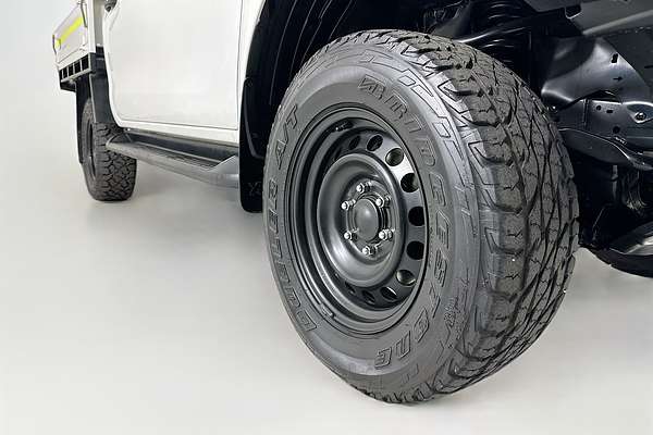 2020 Toyota HILUX SR (4x4) GUN126R FACELIFT 4X4