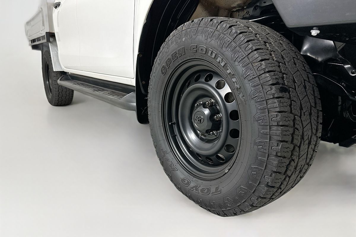 2020 Toyota HILUX SR (4x4) GUN126R MY19 UPGRADE 4X4