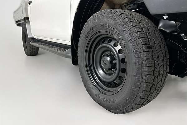 2020 Toyota HILUX SR (4x4) GUN126R MY19 UPGRADE 4X4