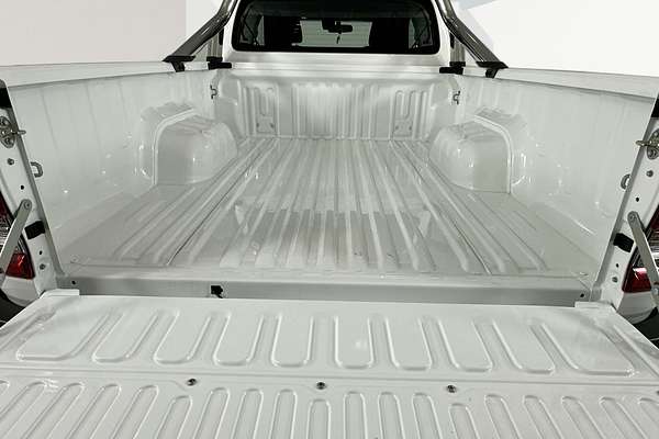 2020 Toyota HILUX SR (4x4) GUN126R MY19 UPGRADE 4X4