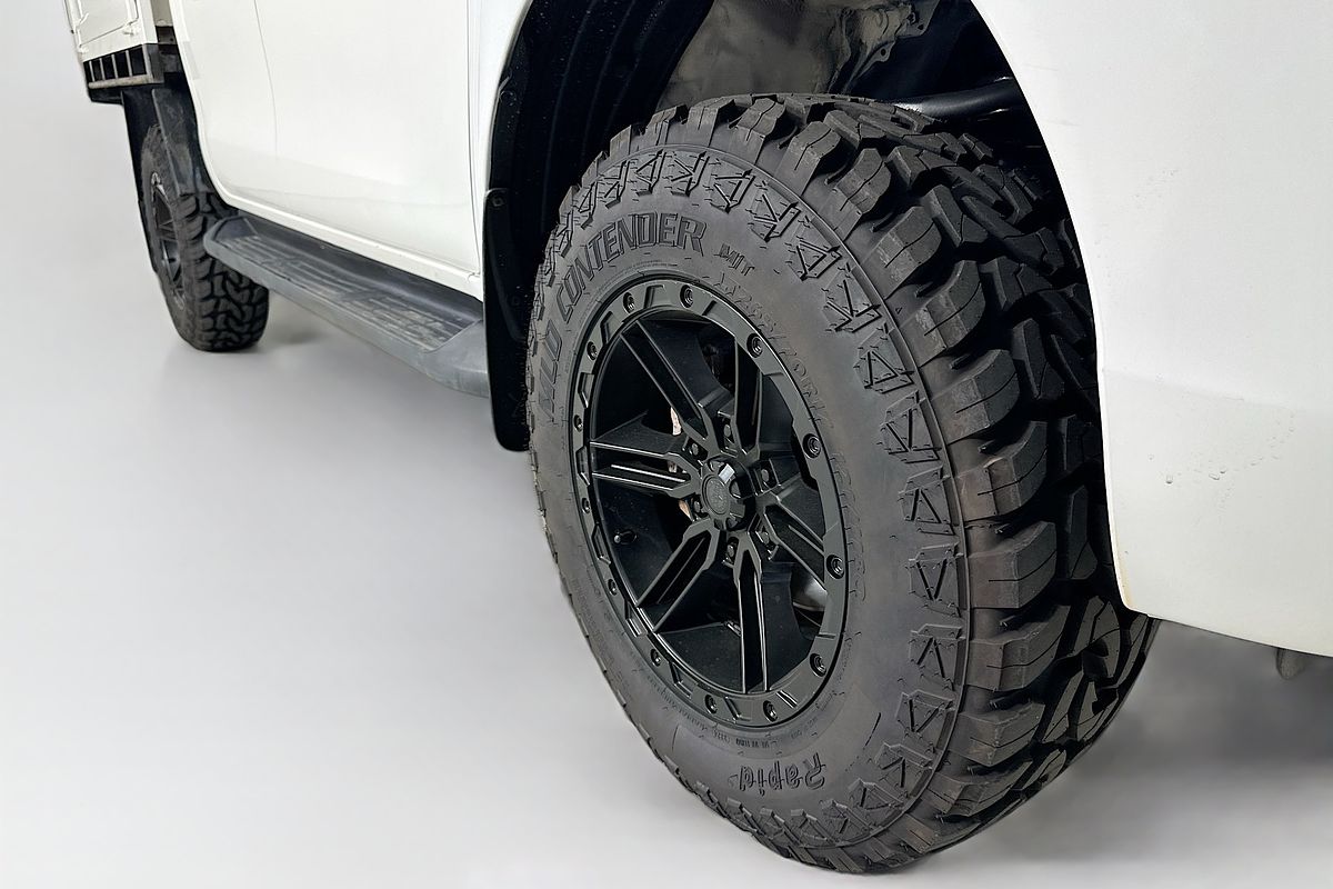 2021 Toyota HILUX SR (4x4) GUN126R FACELIFT 4X4