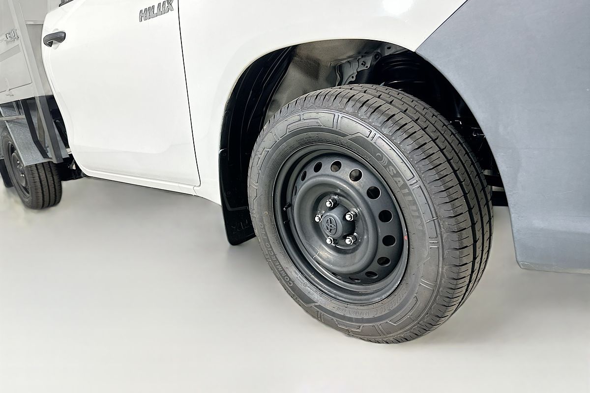 2016 Toyota HILUX WORKMATE TGN121R REAR WHEEL DRIVE
