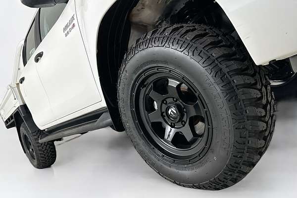 2020 Toyota HILUX SR (4x4) GUN126R FACELIFT 4X4