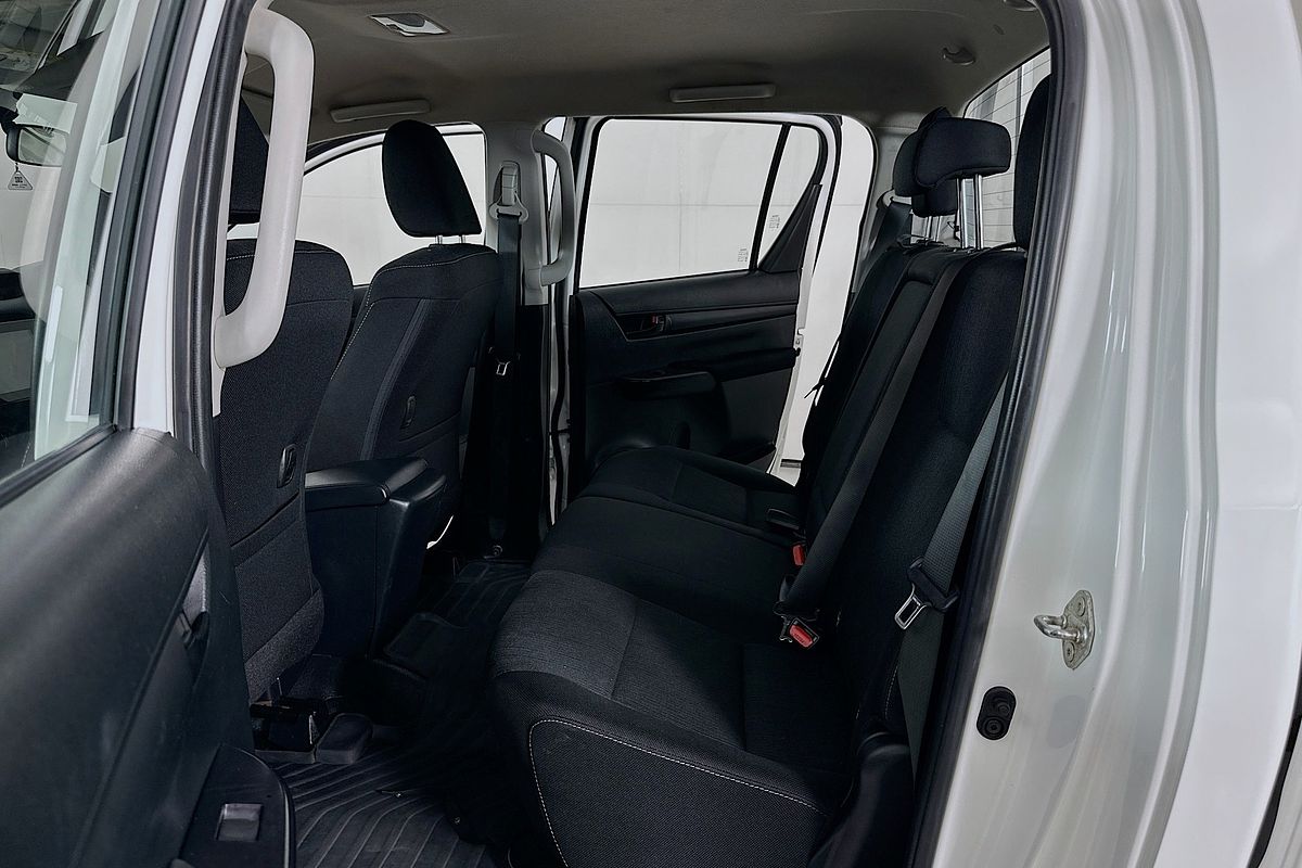 2022 Toyota HILUX SR (4x4) GUN126R 4X4