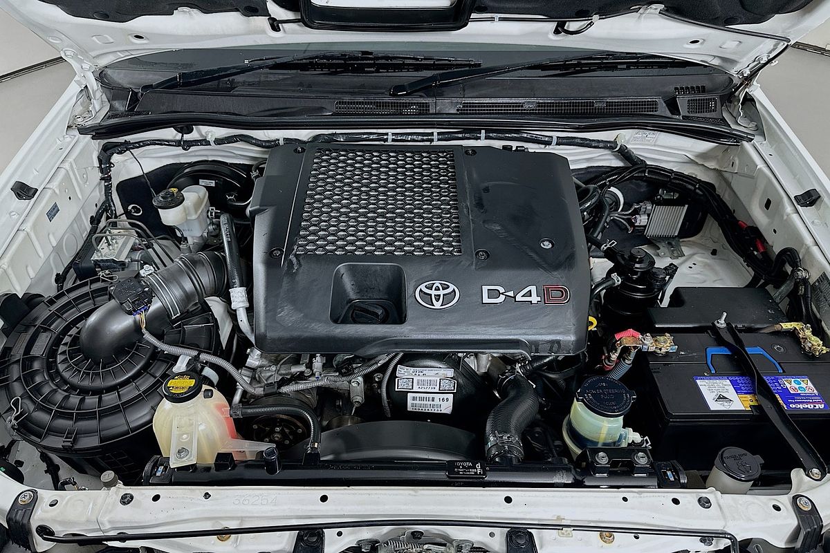 2013 Toyota HILUX SR (4x4) KUN26R MY14 4X4