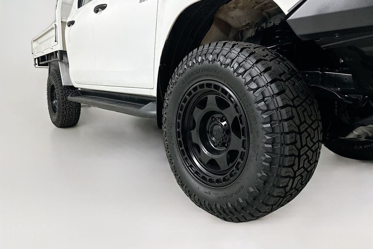 2019 Toyota HILUX SR (4x4) GUN126R MY19 4X4