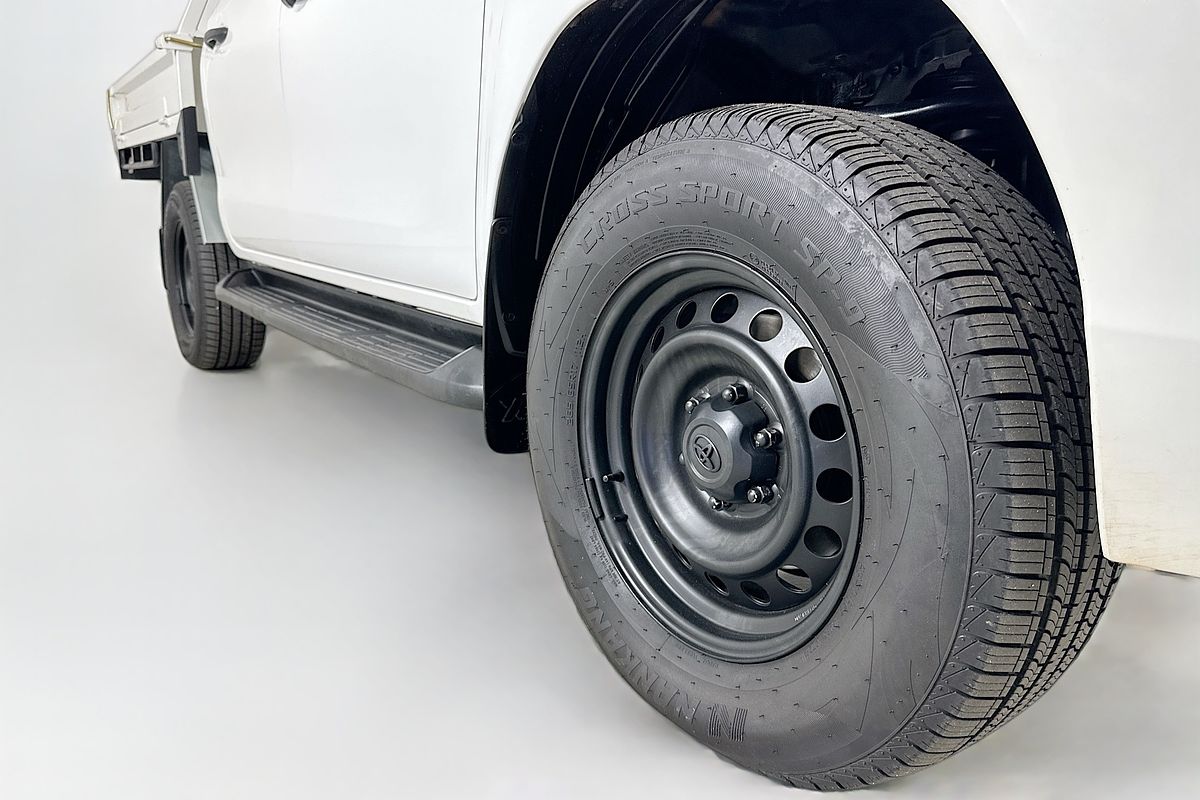 2020 Toyota HILUX SR (4x4) GUN126R FACELIFT 4X4