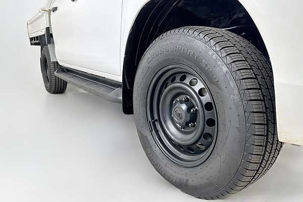 2020 Toyota HILUX SR (4x4) GUN126R FACELIFT 4X4
