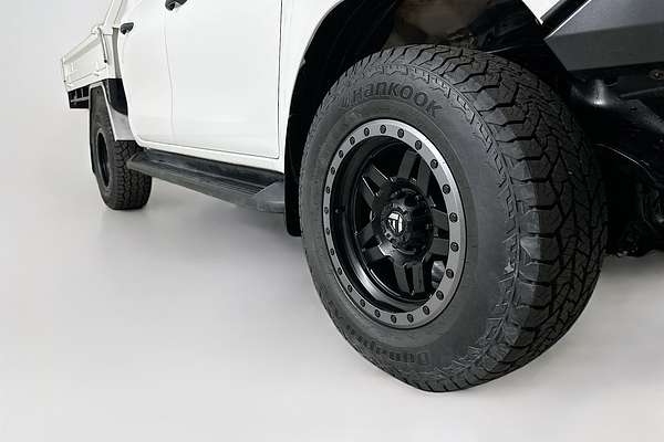 2020 Toyota HILUX SR (4x4) GUN126R FACELIFT 4X4