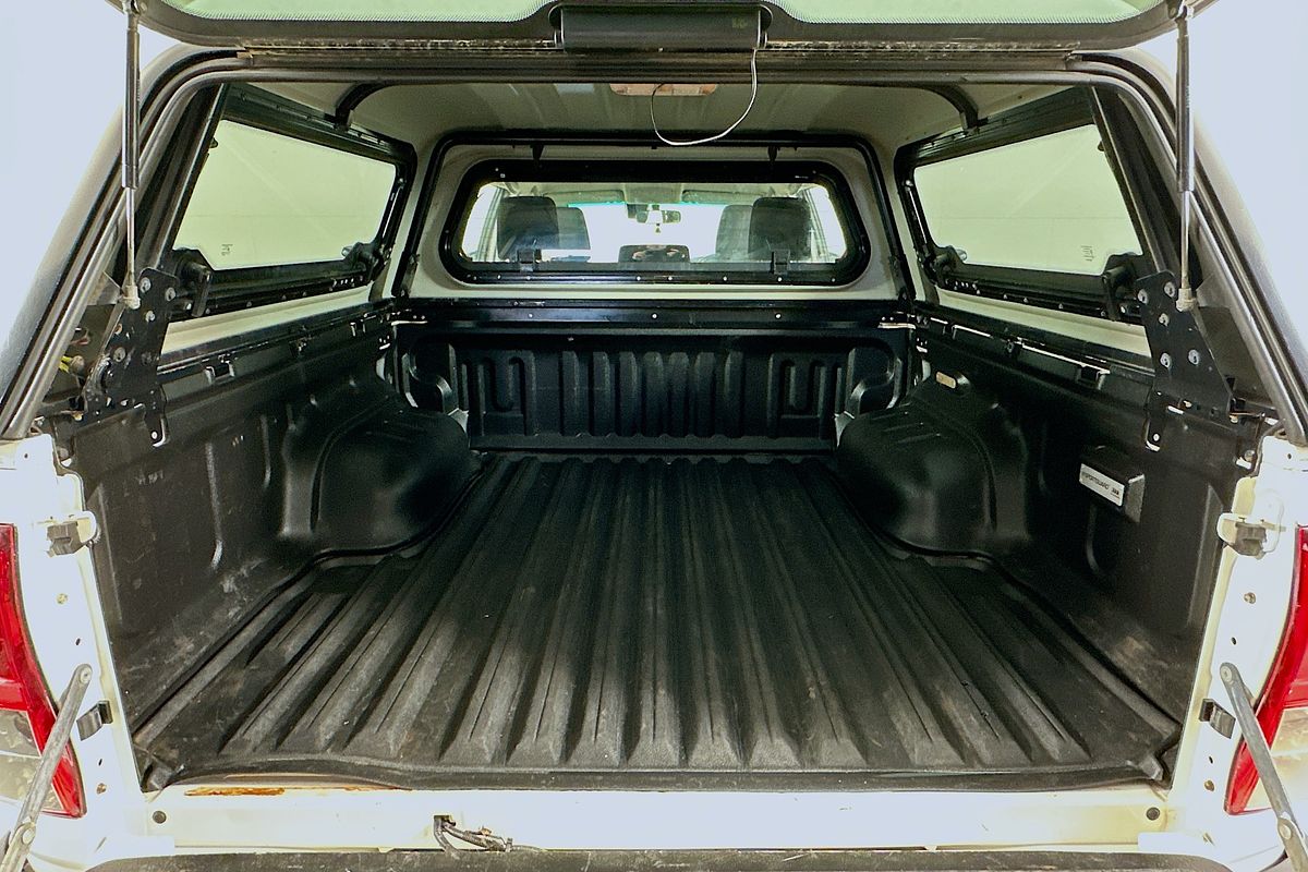 2020 Toyota HILUX SR (4x4) GUN126R MY19 UPGRADE 4X4