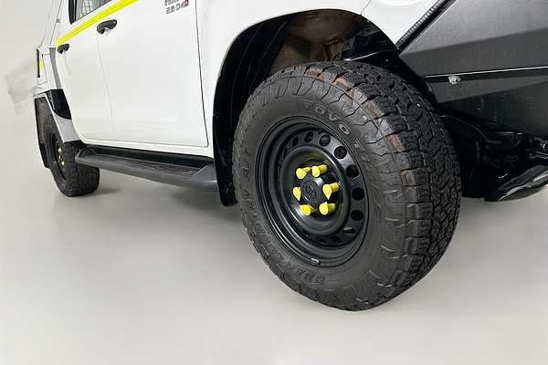 2021 Toyota HILUX SR (4x4) GUN126R FACELIFT 4X4