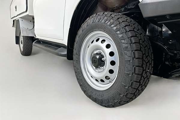 2017 Toyota HILUX SR (4x4) GUN126R 4X4