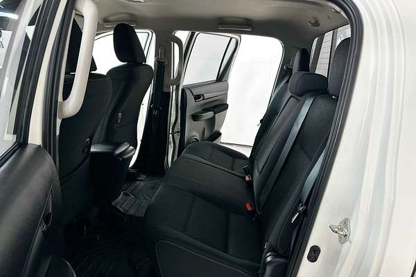 2022 Toyota HILUX SR (4x4) GUN126R 4X4