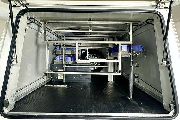 2020 Toyota HILUX SR (4x4) GUN126R FACELIFT 4X4