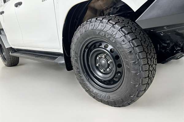 2020 Toyota HILUX SR (4x4) GUN126R MY19 UPGRADE 4X4