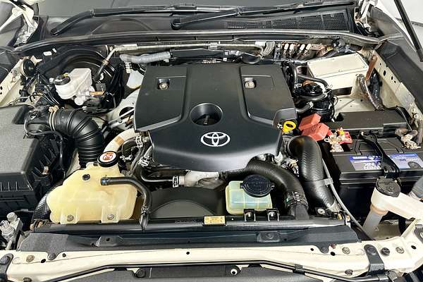 2021 Toyota HILUX SR (4x4) GUN126R 4X4