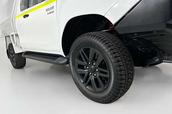 2019 Toyota HILUX SR (4x4) GUN126R MY19 4X4