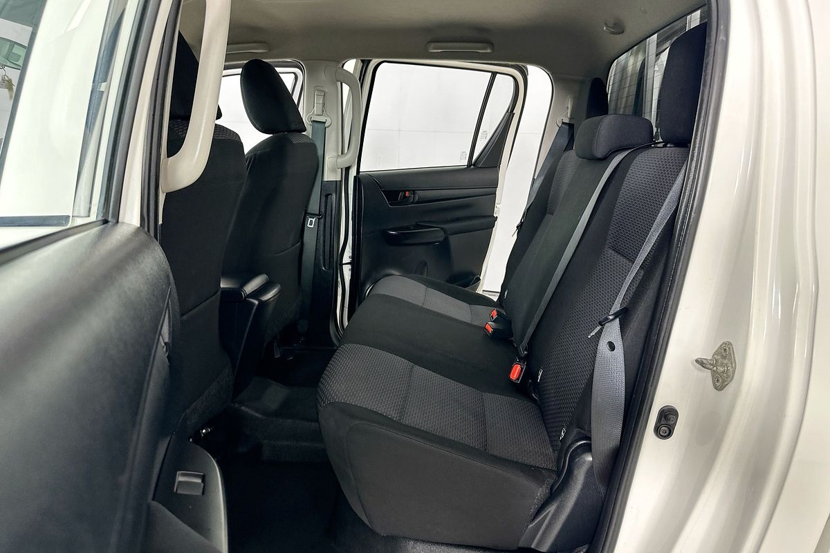 2019 Toyota HILUX WORKMATE (4x4) GUN125R MY19 4X4