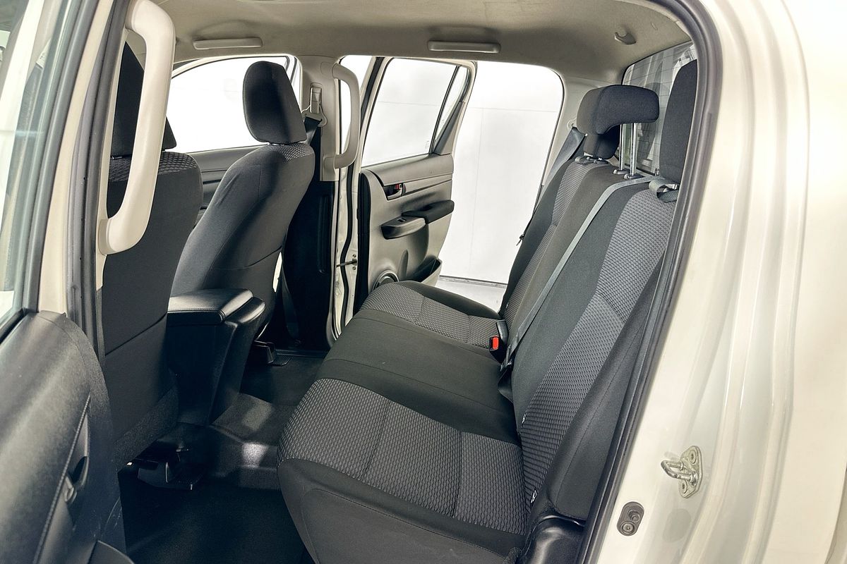 2019 Toyota HILUX WORKMATE (4x4) GUN125R MY19 4X4