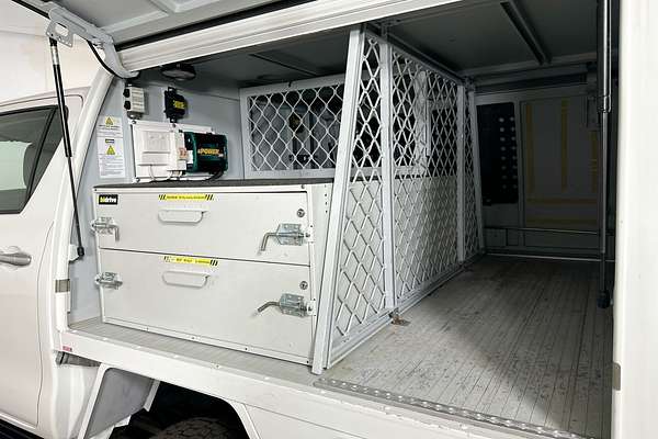 2017 Toyota HILUX SR (4x4) GUN126R MY17 4X4