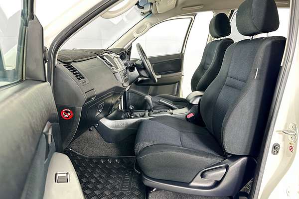 2015 Toyota HILUX SR5 (4x4) KUN26R MY14 4X4