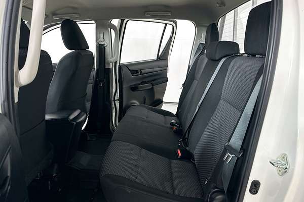 2019 Toyota HILUX WORKMATE TGN121R MY19 REAR WHEEL DRIVE