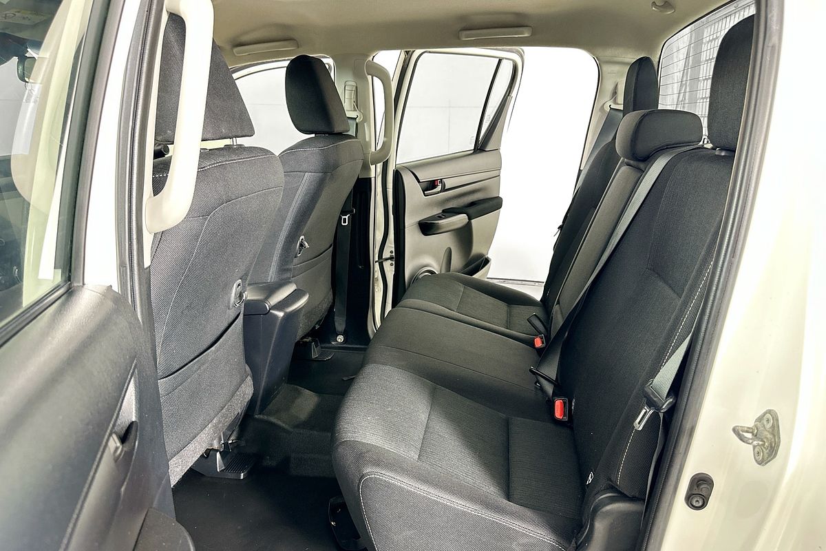 2022 Toyota HILUX SR (4x4) GUN126R 4X4