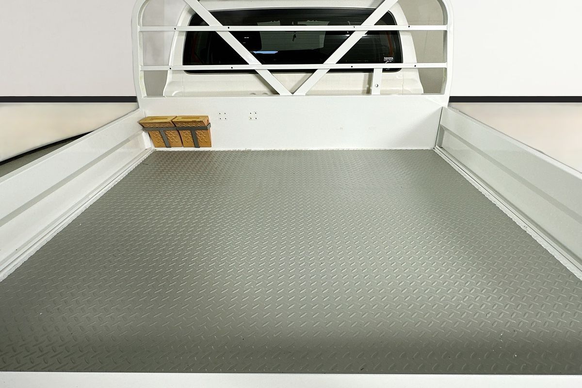 2023 Toyota HILUX SR (4x4) GUN126R 4X4